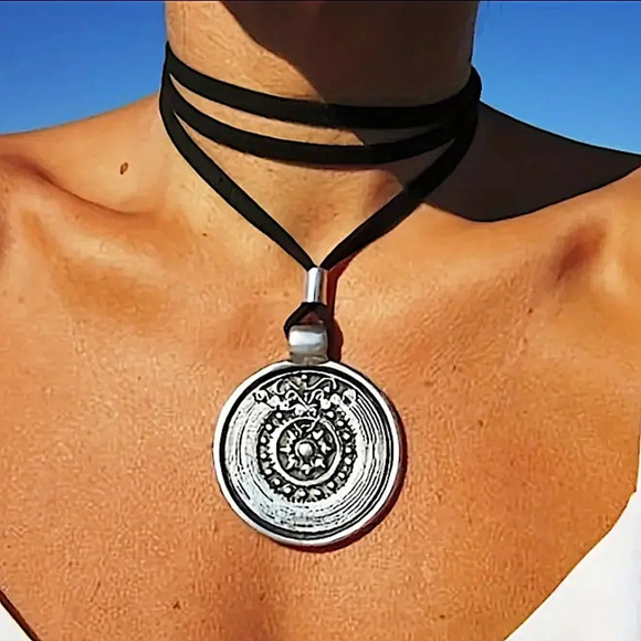 Boho Silver Statement Tribal Choker Necklace Disk - Picture 1 of 4